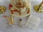 extreme-unction statue set up