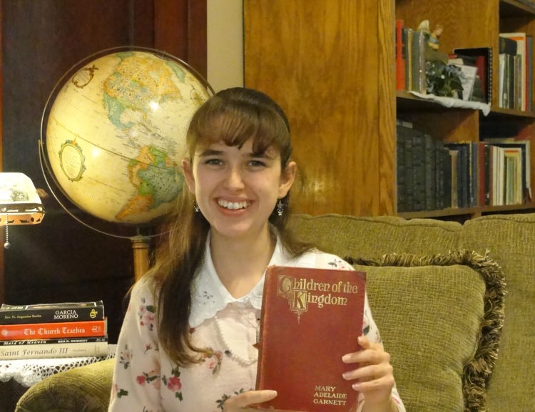 Catholic homeschool curriculum is easy with good books!