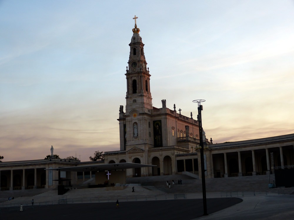 Santuario de Fatima: August 2017 hundred year anniversary of Fatima. Santuario de Fatima: August 2017